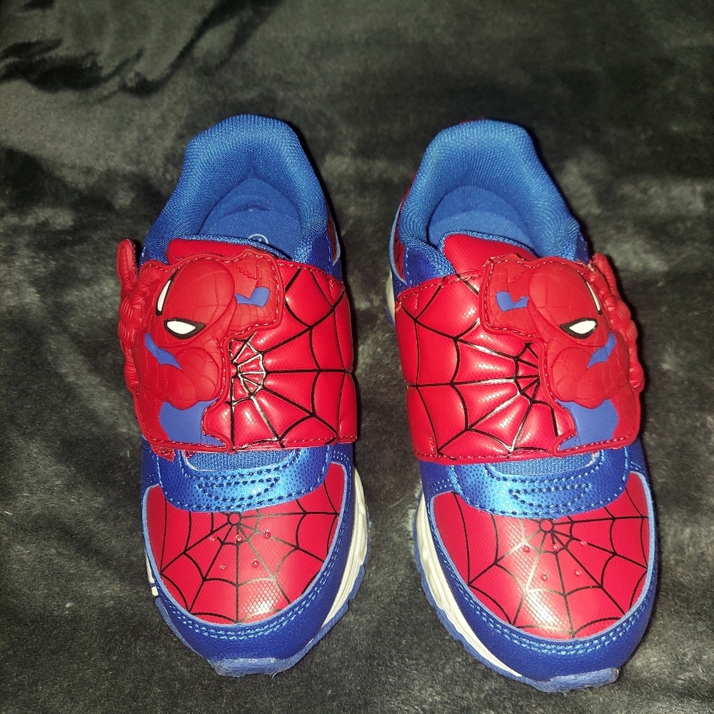 Toddler/Baby Spiderman shoes